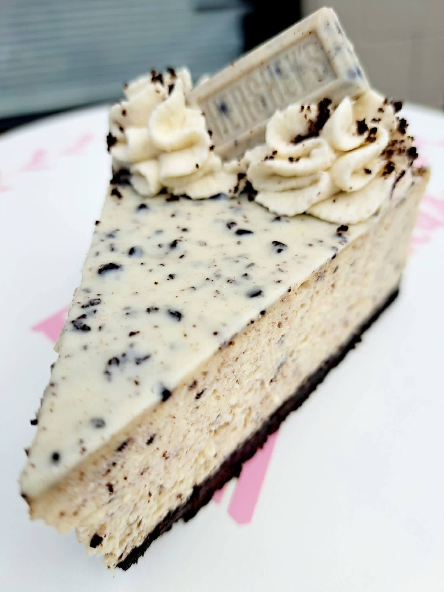Cookies-N-Creme-Cheesecake